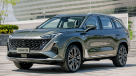 RX9 MGلكجيري 4WD 2025