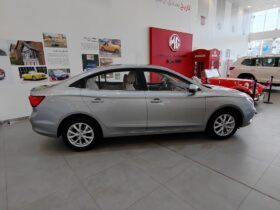 MG 5 ستاندرد 2025