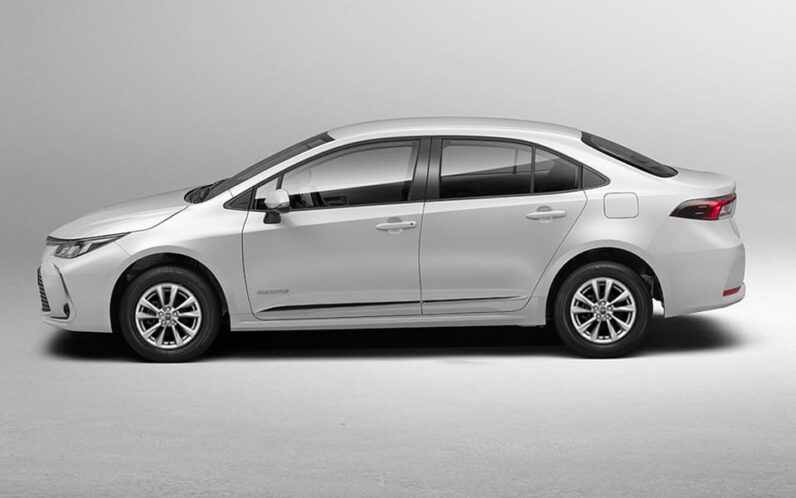 تويوتا كورولا 2.0L XLI 2025